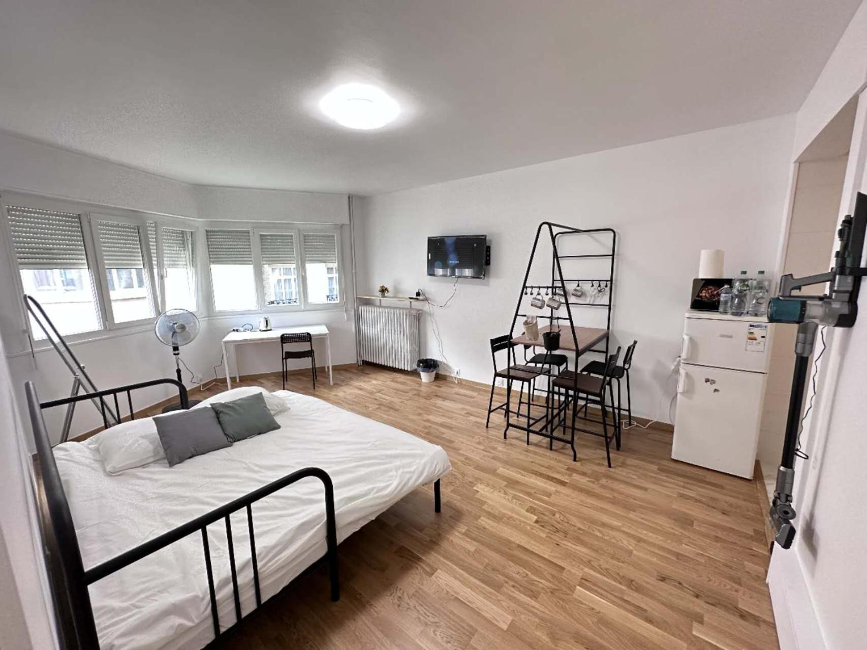 Mystery Base Homestay